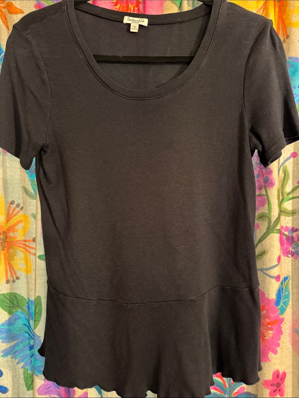 Splendid brand black scoop neck tee with ruffled bottom M